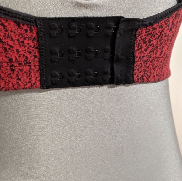 Lululemon Tata Tamer III - Picture 5 of 10